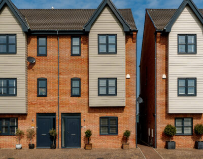 Large Modern Scenic 4 Bedroom Townhouse