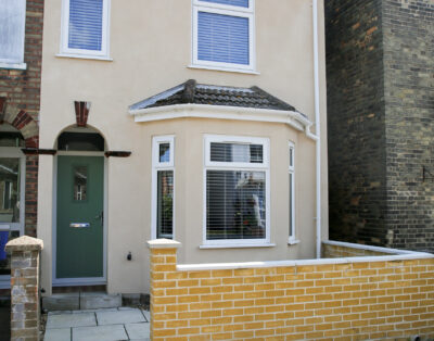 Newly Refurbished Home Close to the Beach