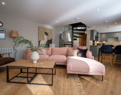 Church Road Retreats – Coral Cottage
